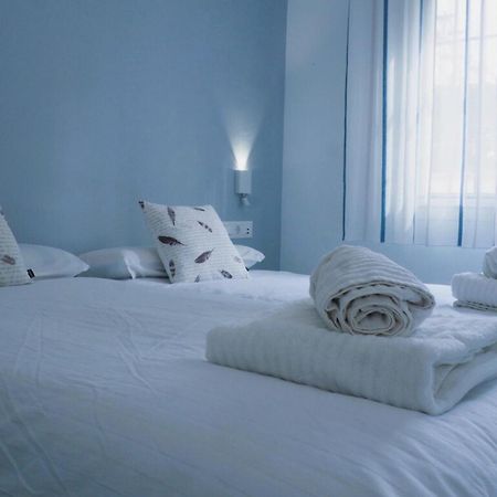 Stylish Villa Private Pool Ideal For Large Family เนร์คา ภายนอก รูปภาพ